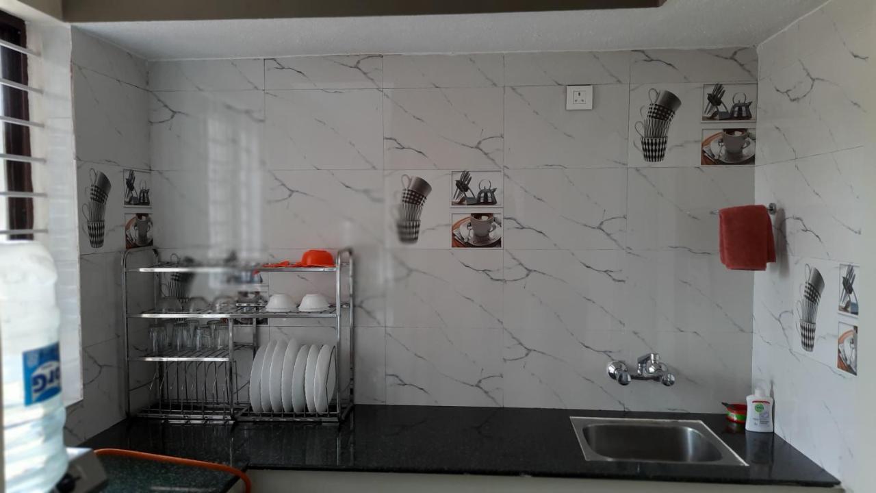 Varam Homestay Мадикери Екстериор снимка